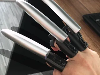 伸缩狼爪